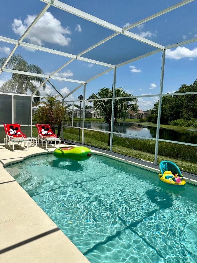 Private Pool With A Beautiful View Overlooking The Lake! Near Disney - Universal Kissimmee Eksteriør billede