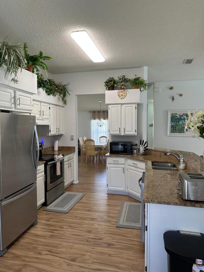 Private Pool With A Beautiful View Overlooking The Lake! Near Disney - Universal Kissimmee Eksteriør billede