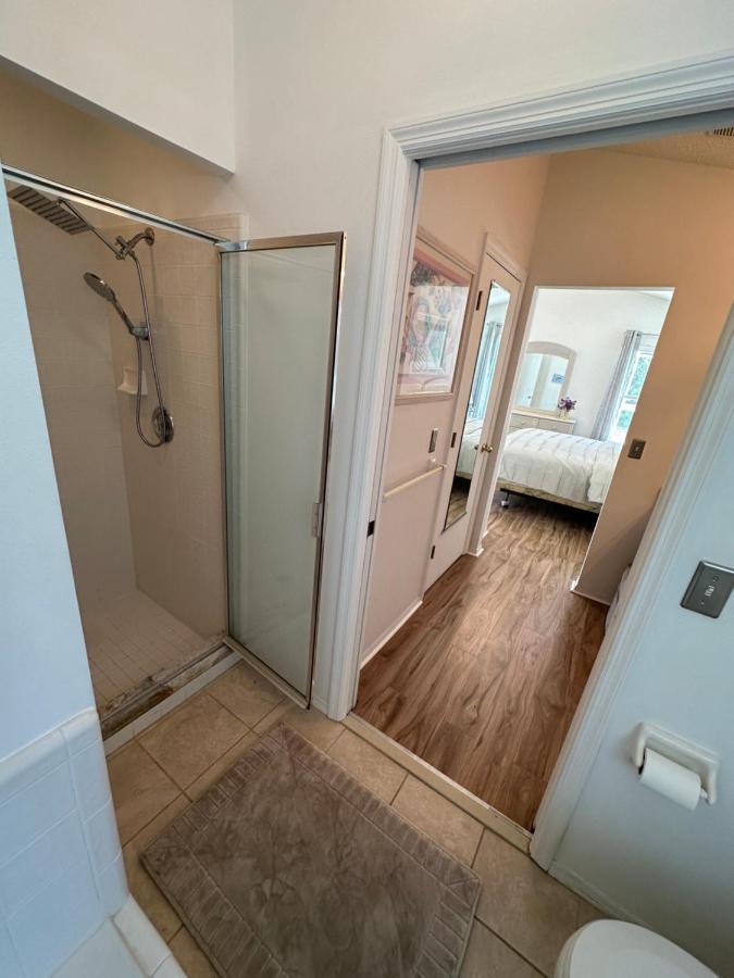 Private Pool With A Beautiful View Overlooking The Lake! Near Disney - Universal Kissimmee Eksteriør billede