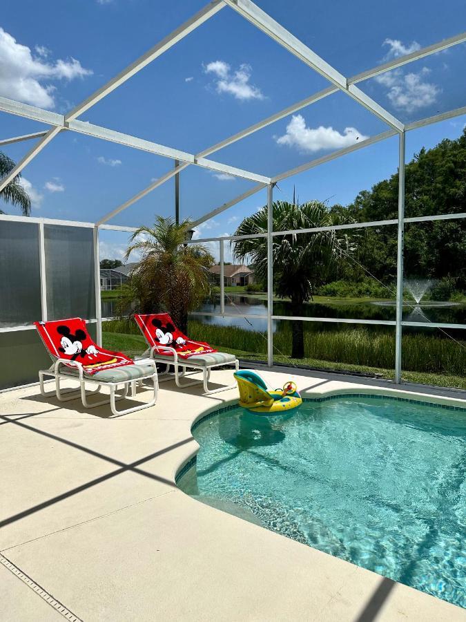 Private Pool With A Beautiful View Overlooking The Lake! Near Disney - Universal Kissimmee Eksteriør billede